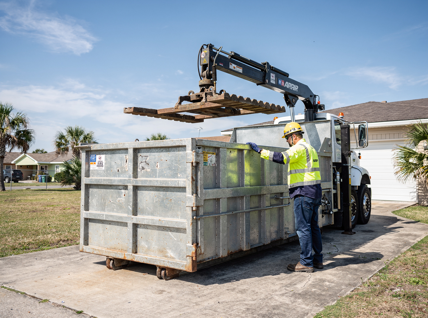 Dumpster Rental in Petronila